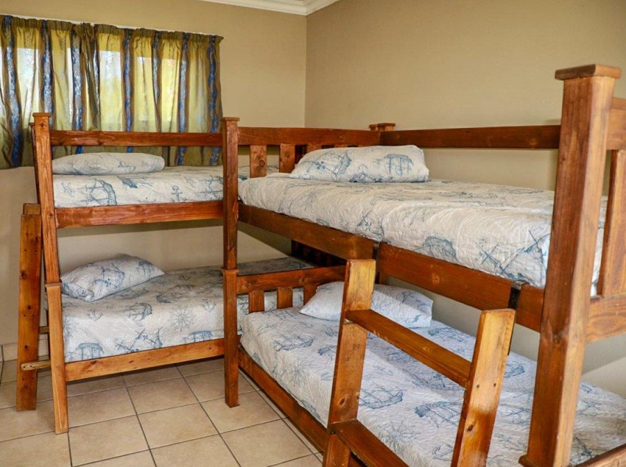 6 Bedroom Property for Sale in Oranjeville Free State